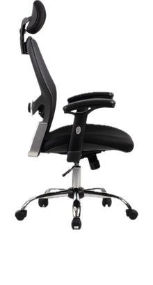 color:black