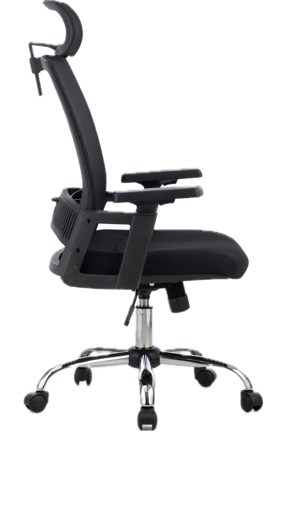 color:black