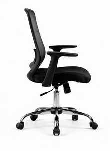 color:black