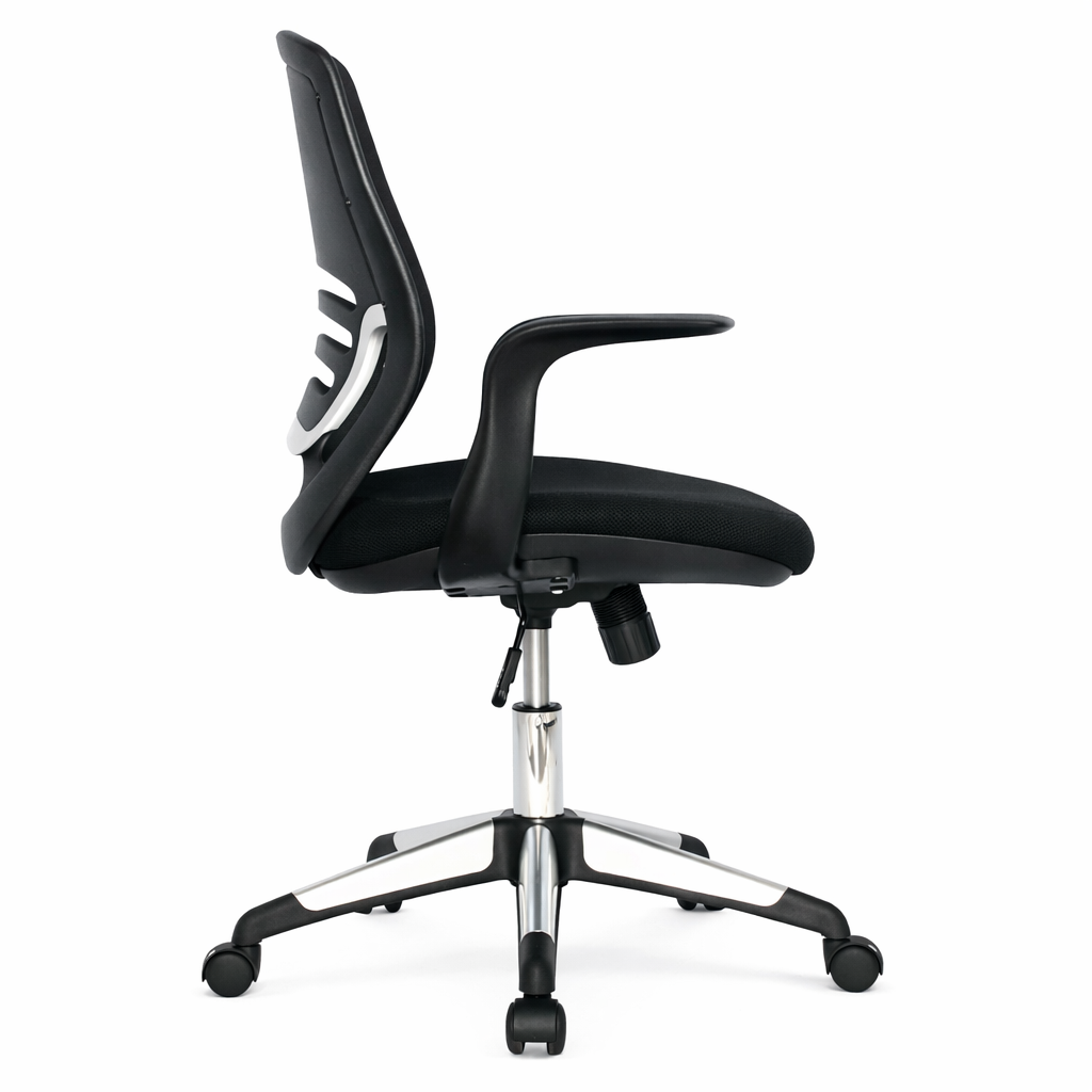 color:black