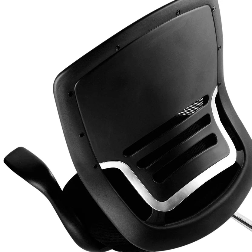 color:black