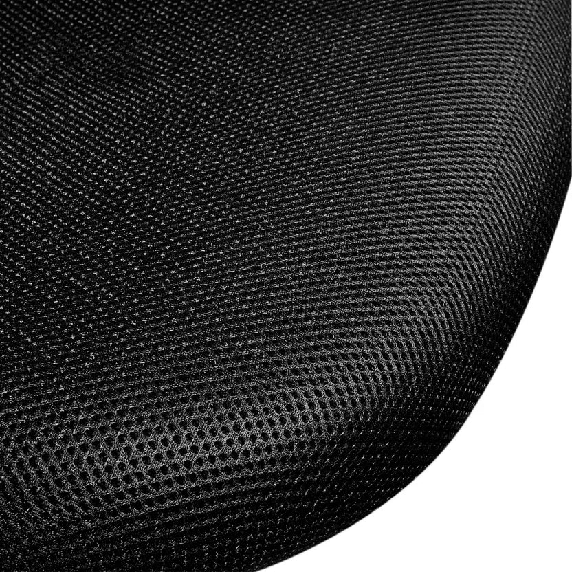color:black