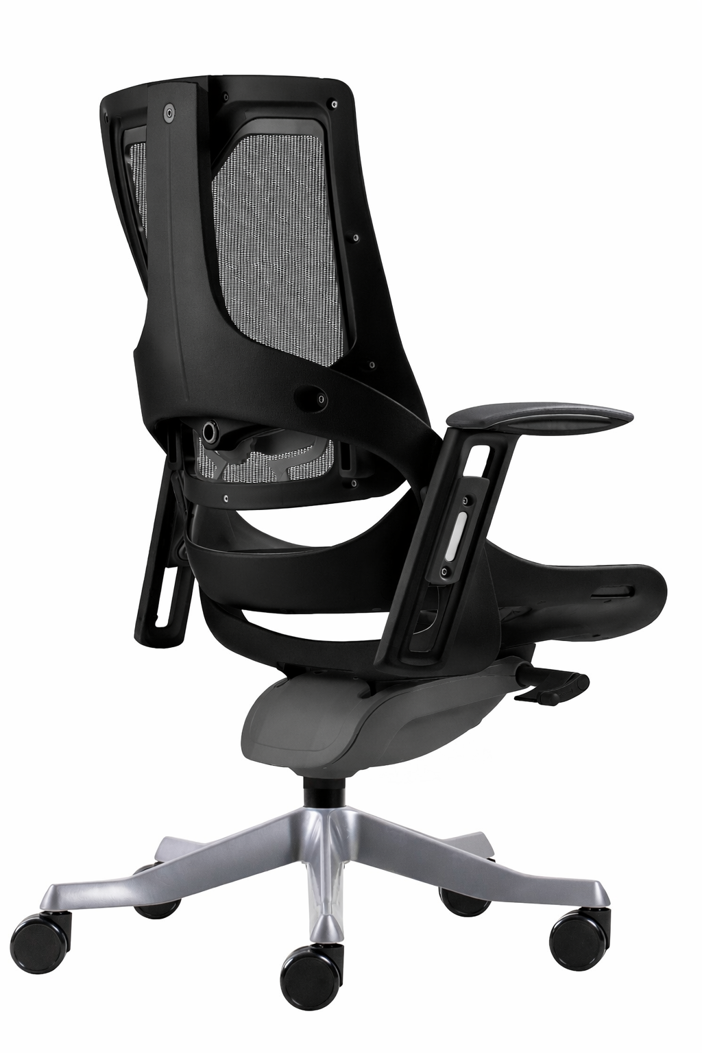 color:black