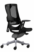 color:black